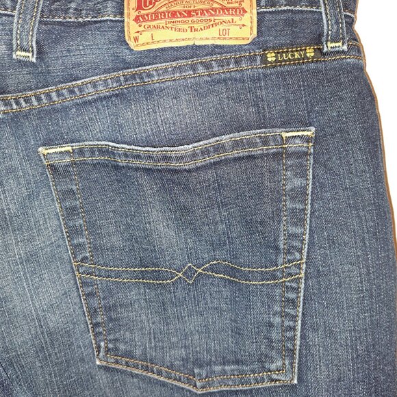 Lucky Brand Dungarees by Gene Montesano Classic fit Jeans Size 34 Short Inseam - Picture 9 of 12